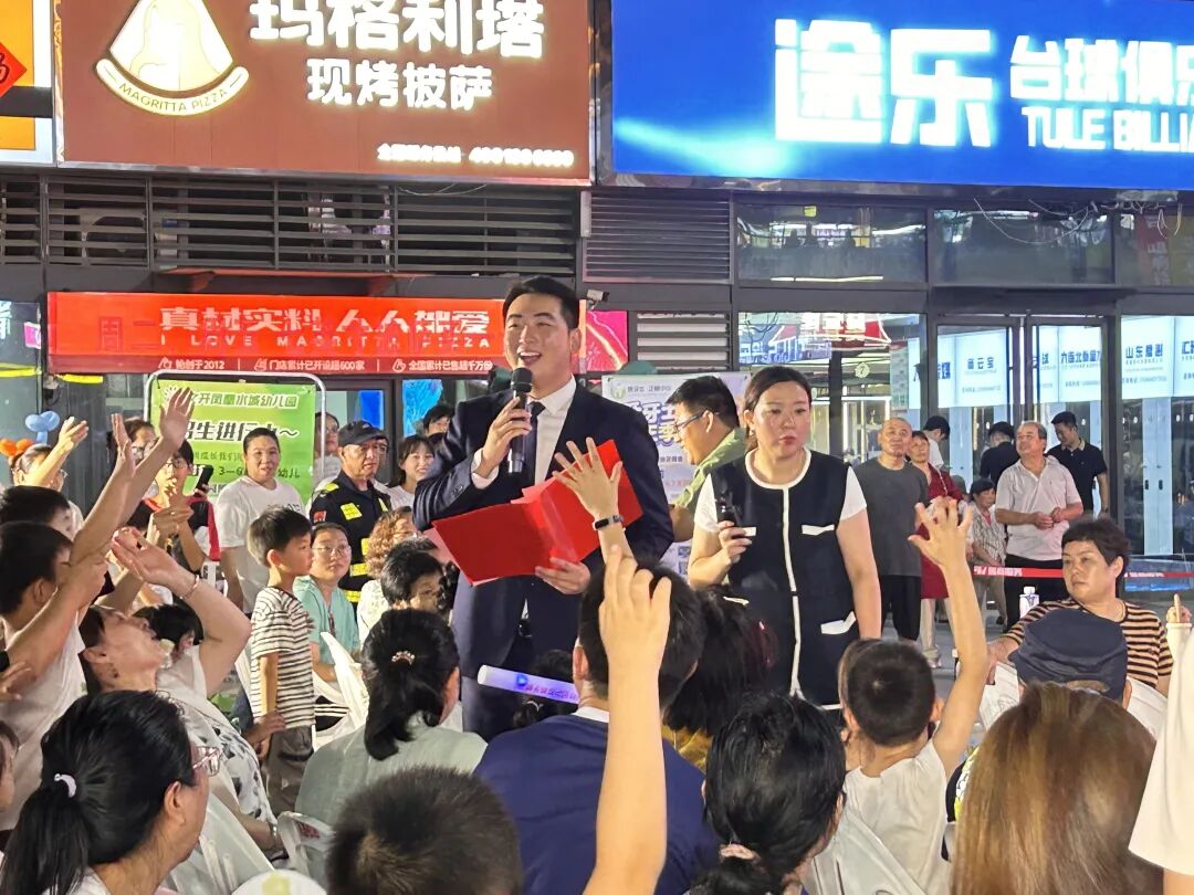 没有专业明星，临沂鲁商中心这场音乐会为什么座无虚席？